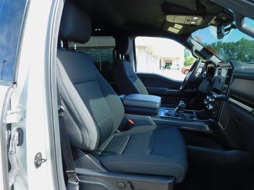 Avalanche 2023 Ford F-150 XLT