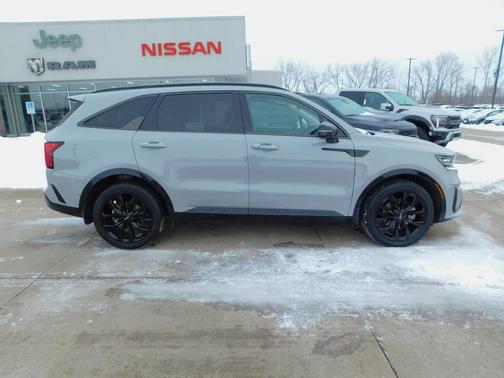 2022 Kia Sorento SX