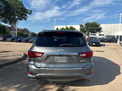 2016 INFINITI QX60 Base