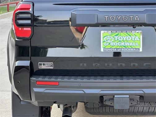 2025 Toyota 4Runner TRD Off Road