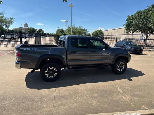 2023 Toyota Tacoma TRD Off Road