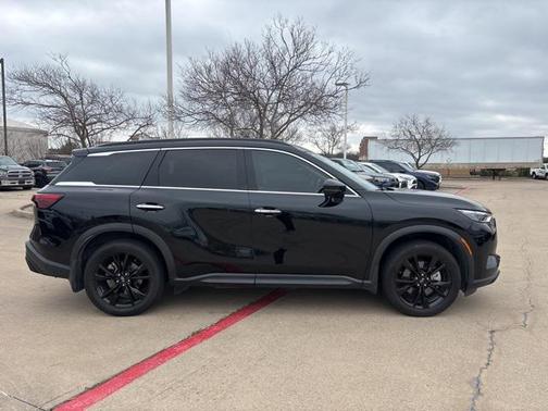 2025 INFINITI QX60 Luxe