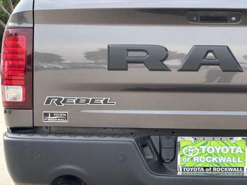Granite Crystal Metallic Clearcoat 2018 RAM 1500 Rebel