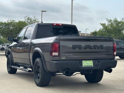 Granite Crystal Metallic Clearcoat 2018 RAM 1500 Rebel