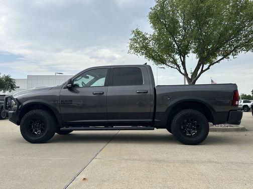 Granite Crystal Metallic Clearcoat 2018 RAM 1500 Rebel