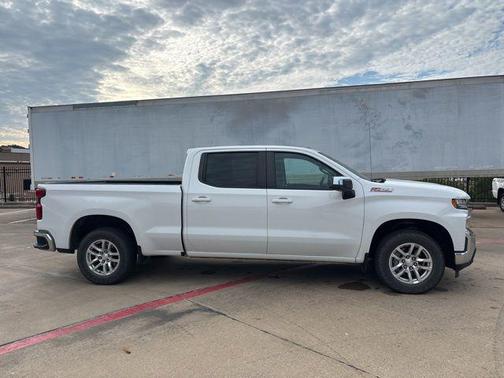 Summit White 2021 Chevrolet Silverado 1500 LT