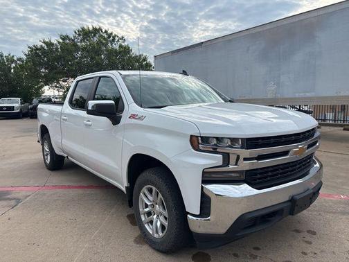 Summit White 2021 Chevrolet Silverado 1500 LT