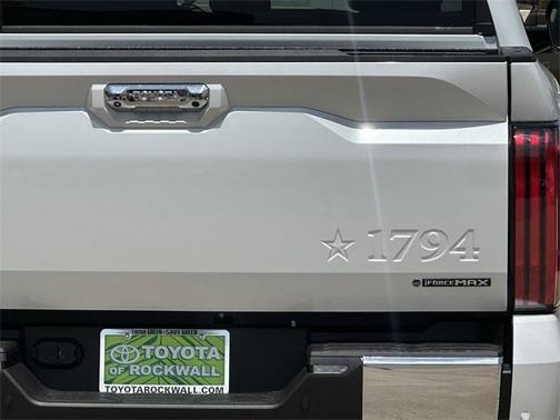 2025 Toyota Tundra Hybrid 1794 Edition