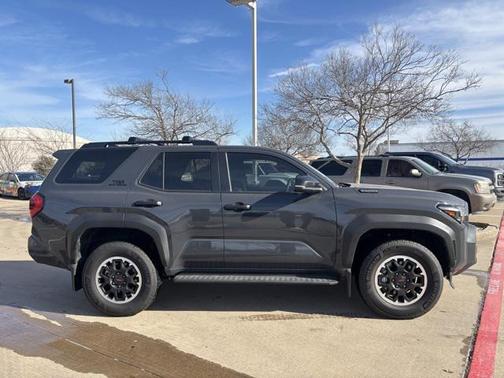 2025 Toyota 4Runner TRD Off Road