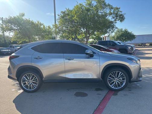 Atomic Silver 2025 Lexus NX 350 Premium