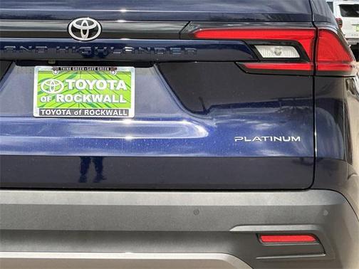 2026 Toyota Grand Highlander Platinum