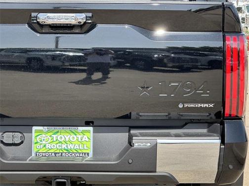 2025 Toyota Tundra Hybrid 1794 Edition