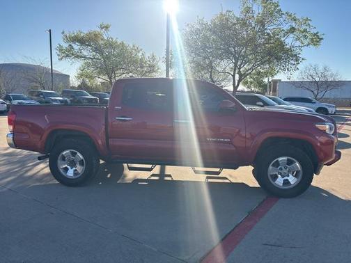 2017 Toyota Tacoma SR5