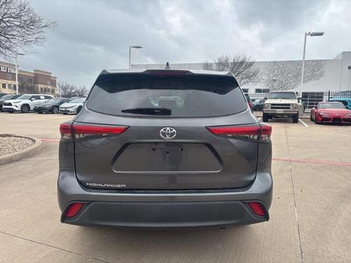 2020 Toyota Highlander L