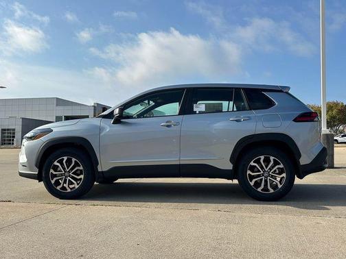 Sonic Silver 2026 Toyota Corolla Hybrid L