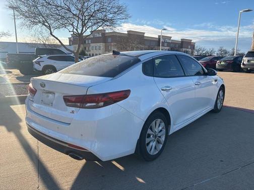 2018 Kia Optima S