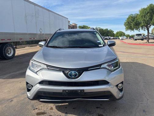 2017 Toyota RAV4 Hybrid XLE