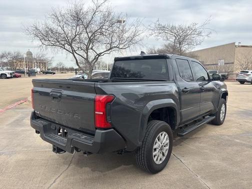 2025 Toyota Tacoma SR