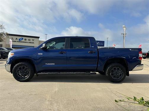 2014 Toyota Tundra SR5