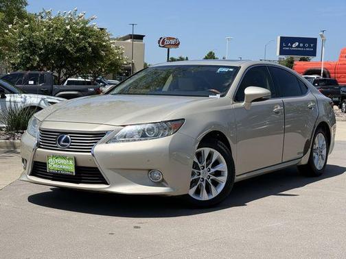 Cashmere Metallic 2013 Lexus ES 300h Base