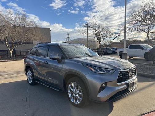 2025 Toyota Highlander Limited