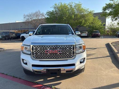 Summit White 2020 GMC Canyon Denali