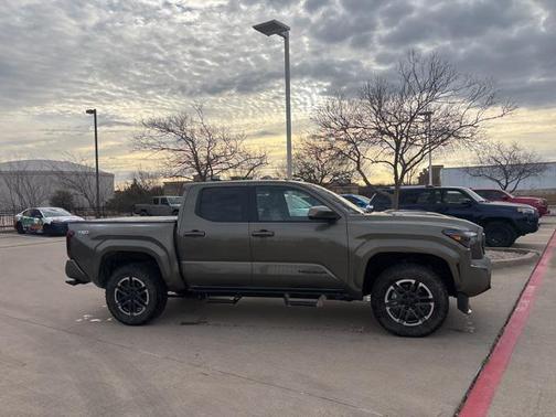2025 Toyota Tacoma TRD Sport