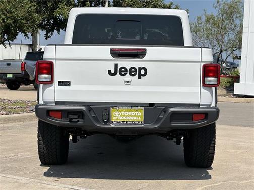 2025 Jeep Gladiator Nighthawk