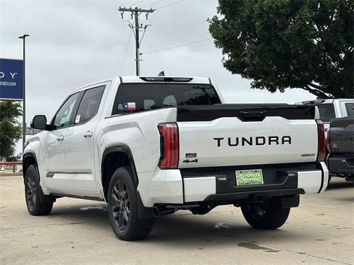 2025 Toyota Tundra Hybrid Platinum