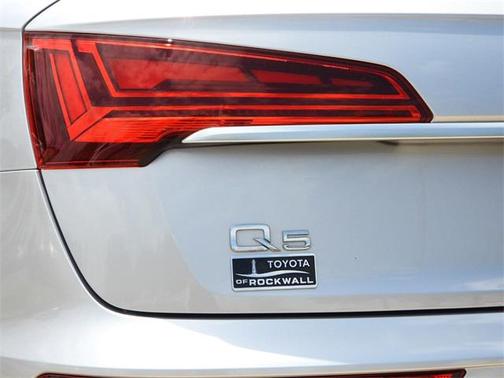 2021 Audi Q5 45 Premium Plus