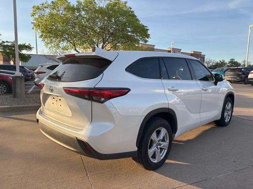 2021 Toyota Highlander L