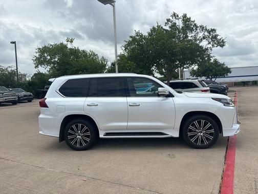 2020 Lexus LX 570 Three-Row