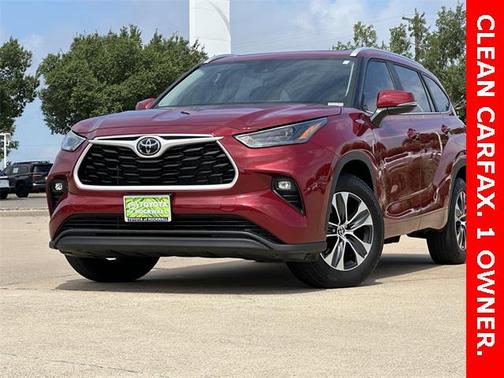 2024 Toyota Highlander XLE