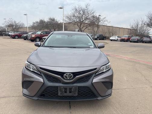 2018 Toyota Camry XLE