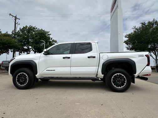 Ice Cap 2024 Toyota Tacoma TRD Off-Road