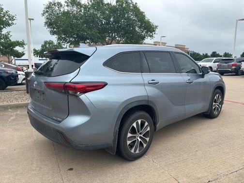 2020 Toyota Highlander XLE