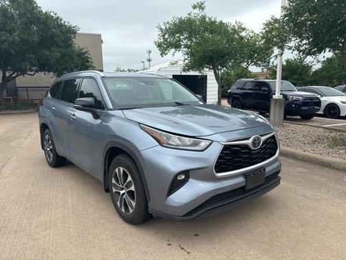 2020 Toyota Highlander XLE
