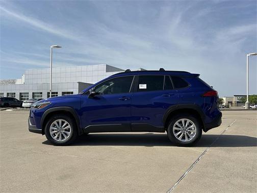 2025 Toyota Corolla Cross LE