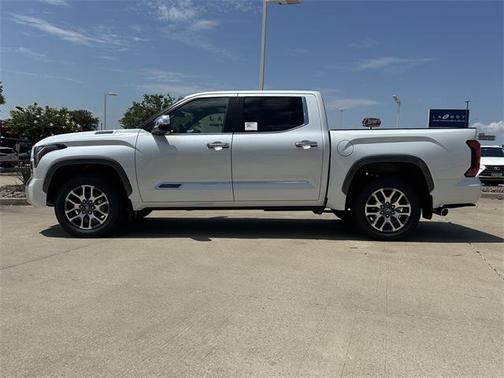2025 Toyota Tundra Hybrid 1794 Edition