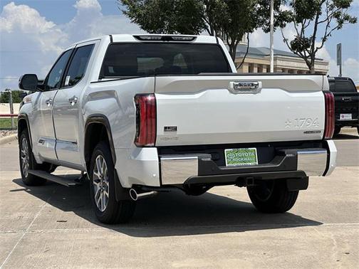 2025 Toyota Tundra Hybrid 1794 Edition