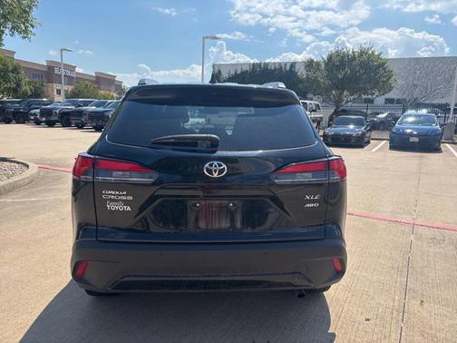 2022 Toyota Corolla Cross XLE