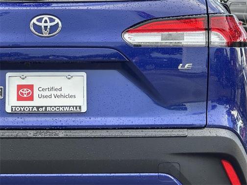 2025 Toyota Corolla Cross LE