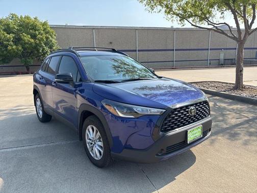 2025 Toyota Corolla Cross LE
