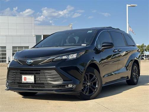 2024 Toyota Sienna Woodland Edition