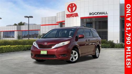 2017 Toyota Sienna LE