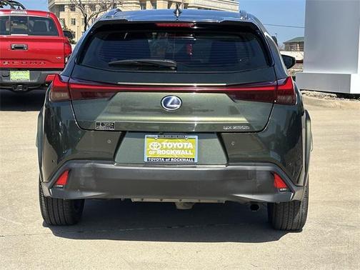2022 Lexus UX 250h Base