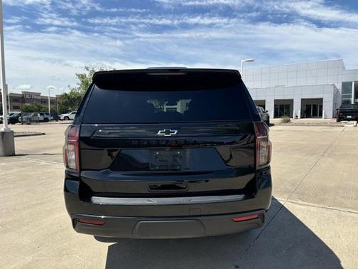 2023 Chevrolet Suburban 4WD Z71