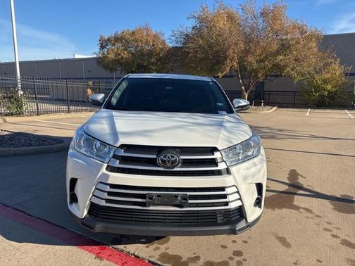2018 Toyota Highlander LE