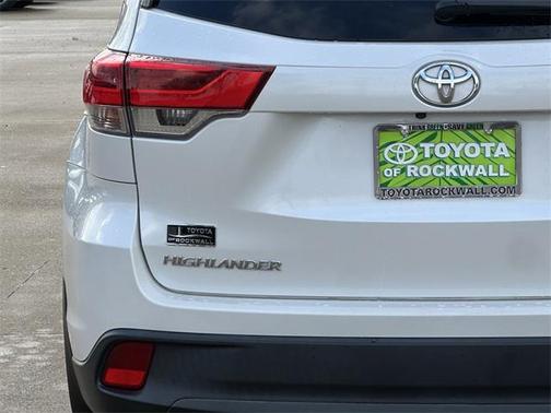 2018 Toyota Highlander LE