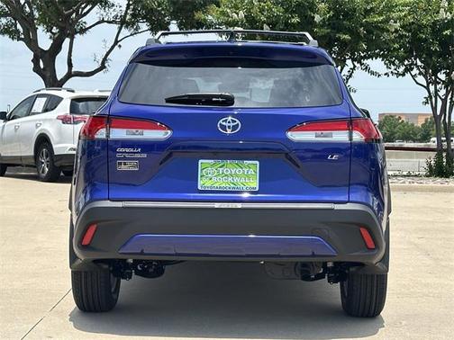 2025 Toyota Corolla Cross LE